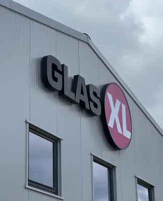 Glasxl HQ