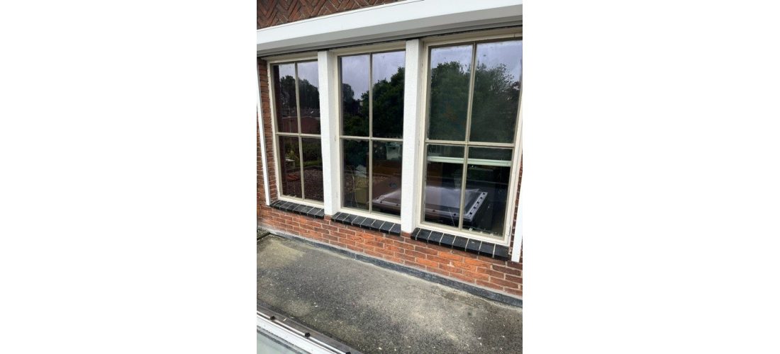 Vacuumglas in stalen kozijn bengglas isolatieglas 2