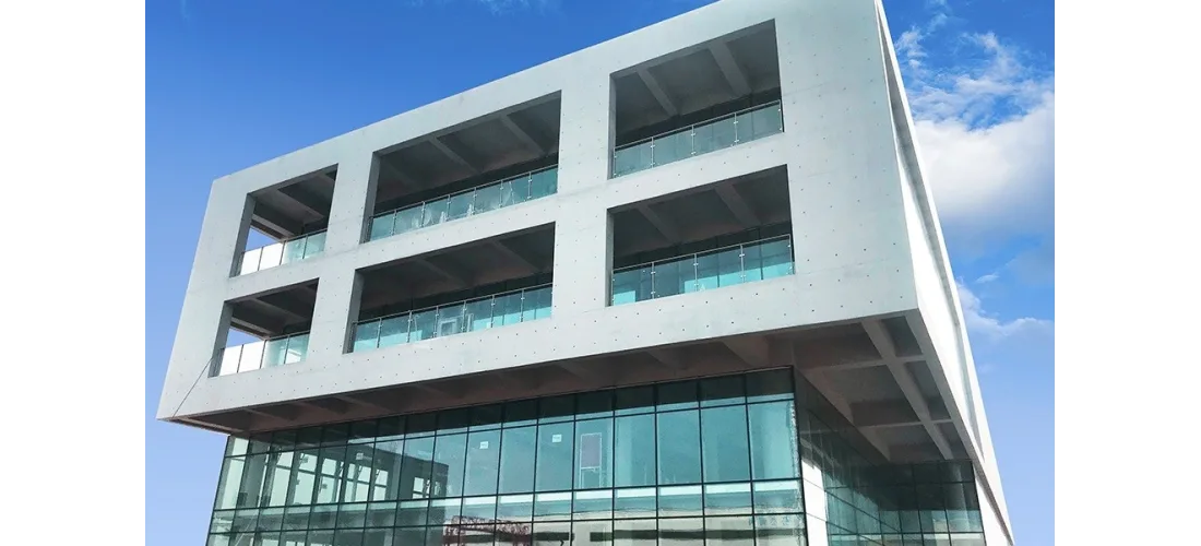Vacuumglas kantoorgebouw isolatieglas BEN Gglas2