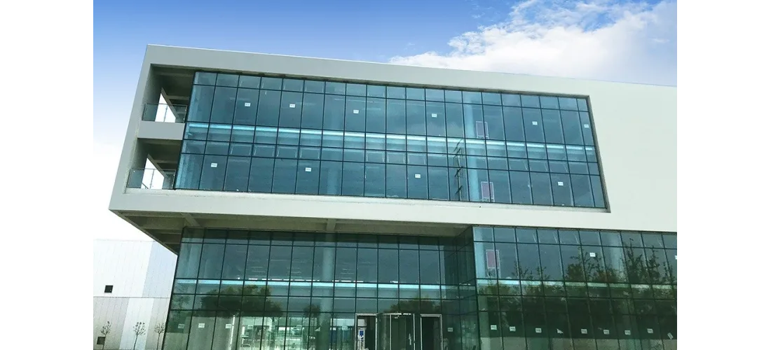 Vacuumglas kantoorgebouw isolatieglas BEN Gglas3