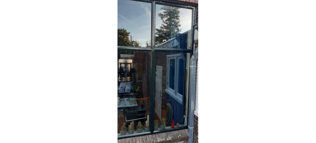 Bengglas vacuumglas stalen kozijnen renovatie isolatieglas