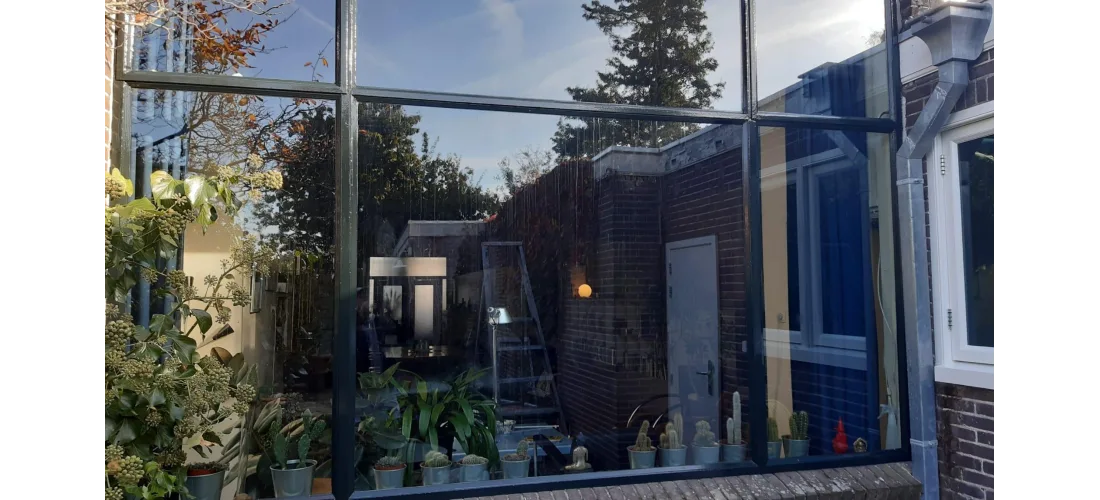 Bengglas vacuumglas stalen kozijnen renovatie isolatieglas 3