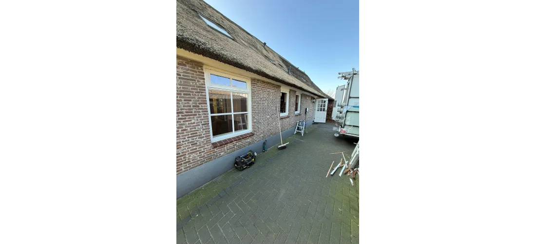 Bengglas schildersbedrijf donker project referentie vacuumglas vacuümglas isolatieglas 4