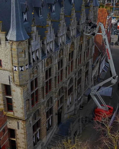 vacuumglas-isolatieglas-bengglas-stadhuis-van-veere-dubbelglas-restauratie-monumentenglas-monumenten